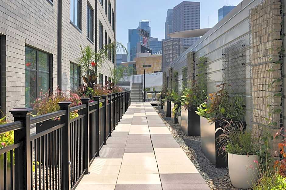 Element Minneapolis Downtown North Loop