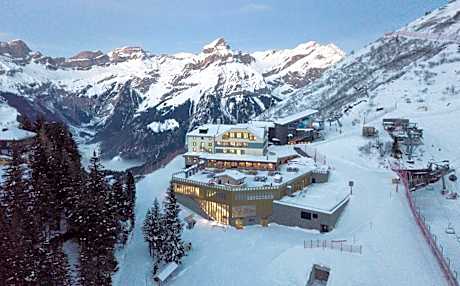 Berghotel Trübsee - Accessible Only by Cable Car
