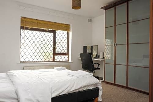 Coventry Deluxe Rooms