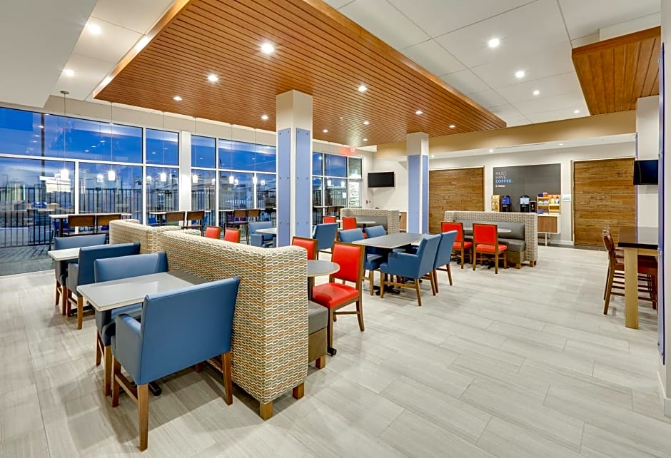 Holiday Inn Express And Suites Kermit By IHG