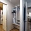 WaterWalk Extended Stay by Wyndham Kansas City - Overland Pk