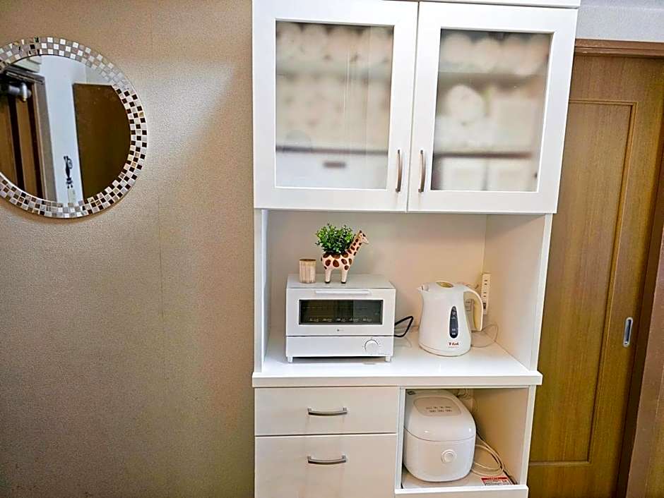 703 Family room Near Kiowa station walk 1min