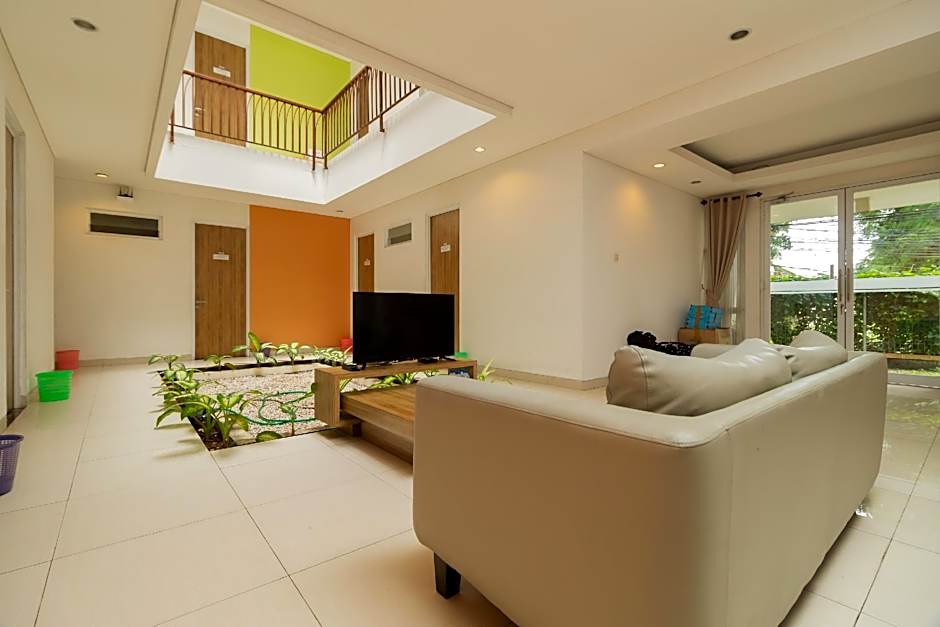 Vayassi House Syariah – Jakarta, NY