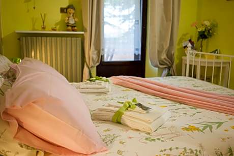 Classic Double Room with Balcony