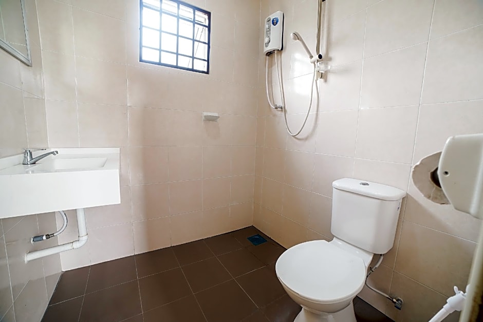 Capital O 89374 Ohana Restaurant & Homestay