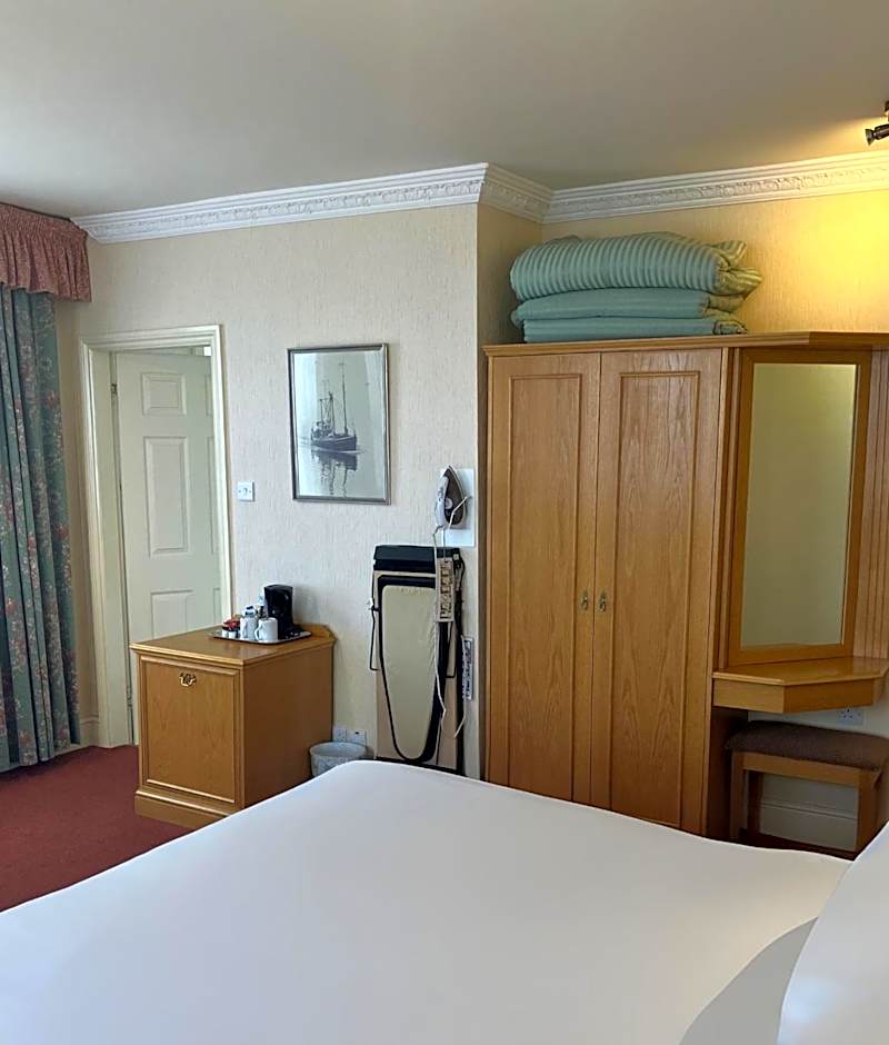 Welbeck Hotel & Apartments IOM