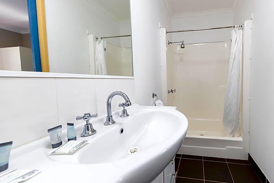 Breeze Inn 13 Princes Highway, Ulladulla