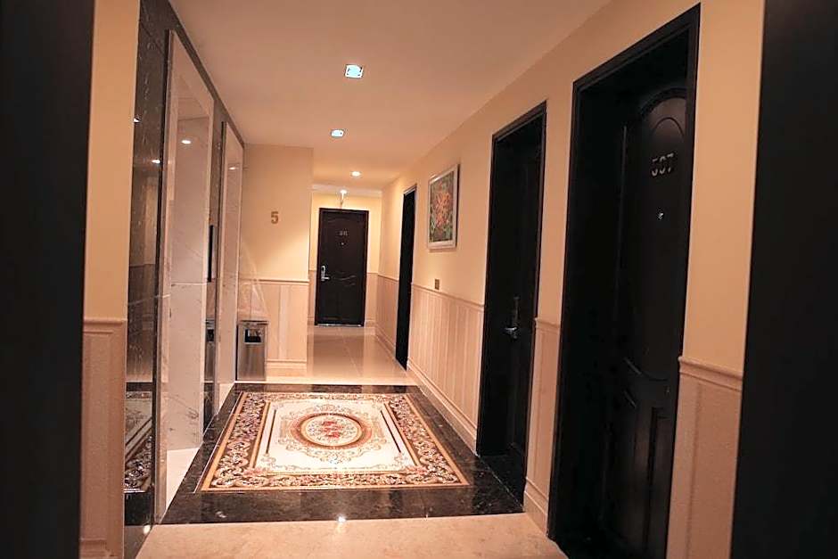 Hoang Minh Chau Ba Trieu