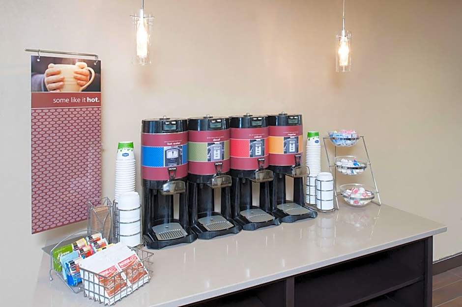 Hampton Inn By Hilton Muskegon