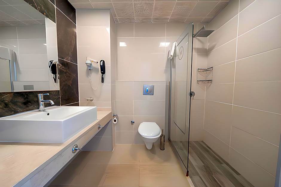 SUPREME BEACH İÇMELER Adults Only
