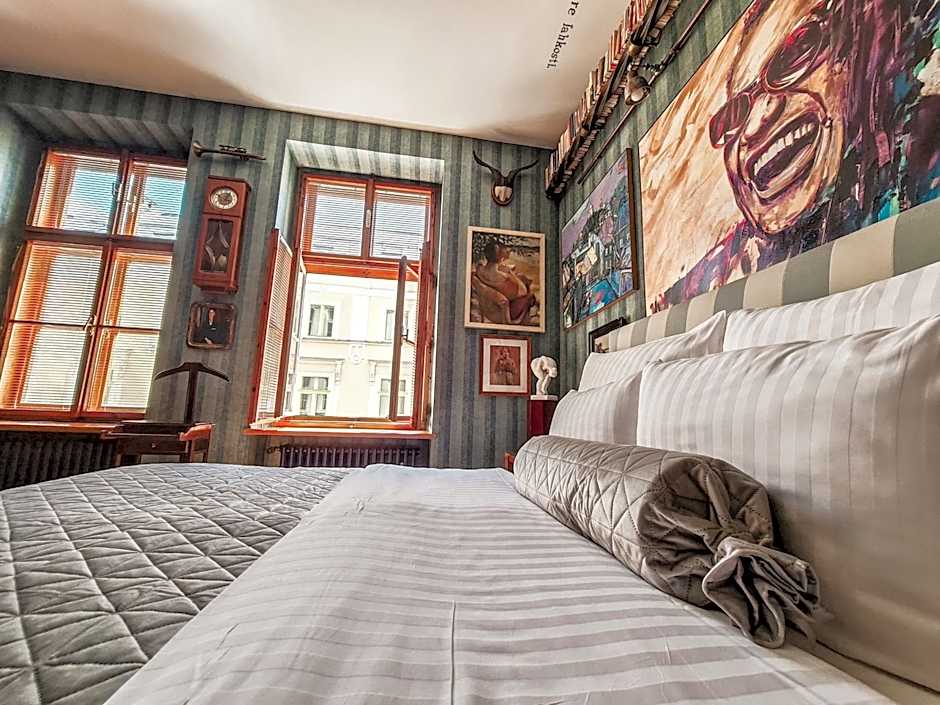 Divná pani Luxury Gallery Rooms