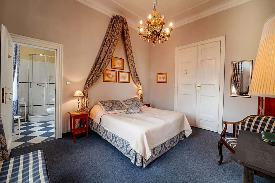 Pałac Łomnica Karkonosze - Schloss Lomnitz Riesengebirge