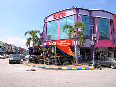 OYO 880 Hotel Purple Town