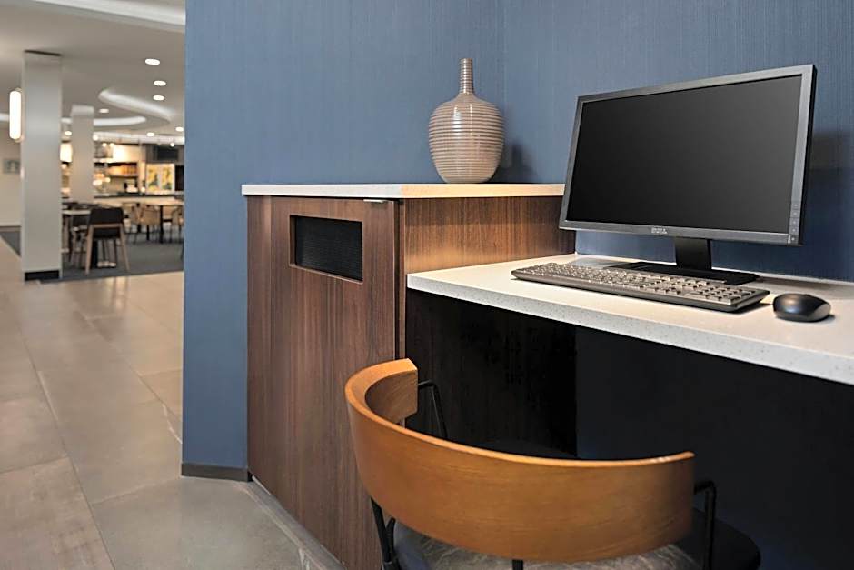 Courtyard by Marriott Minneapolis St. Paul/Roseville