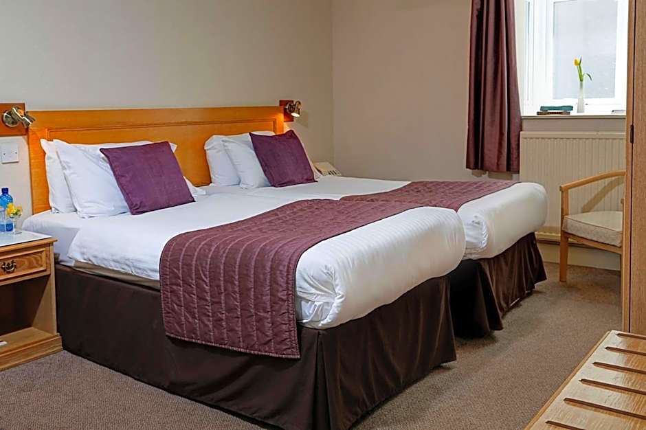 Best Western New Holmwood Hotel