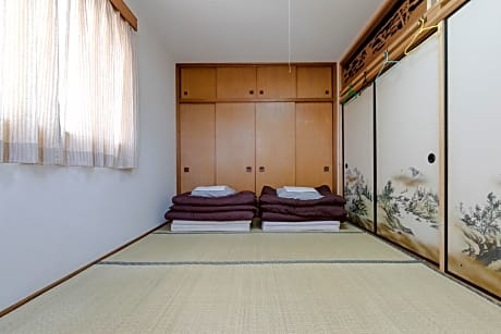 Japanese Style Private Room with 6 Tatami