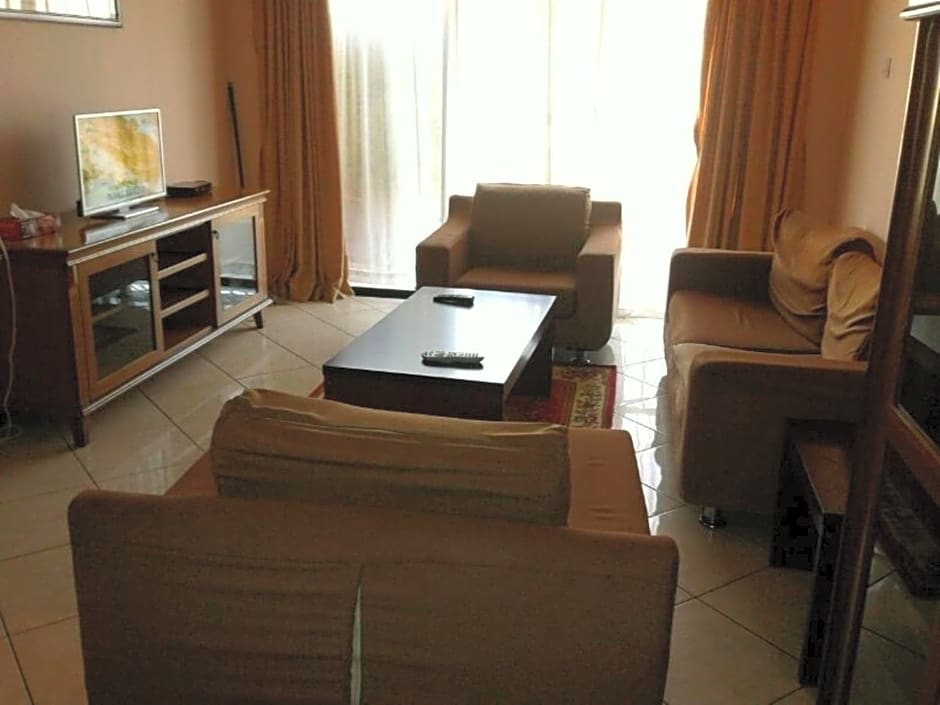 Homestay Marina Court