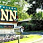 Poulsbo Inn & Suites