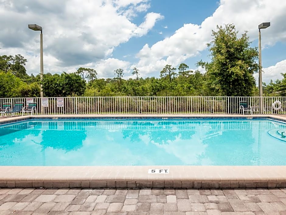OYO Hotel Kissimmee West
