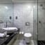 Eyre Square Hotel