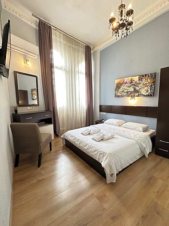 Hotel Ilisia