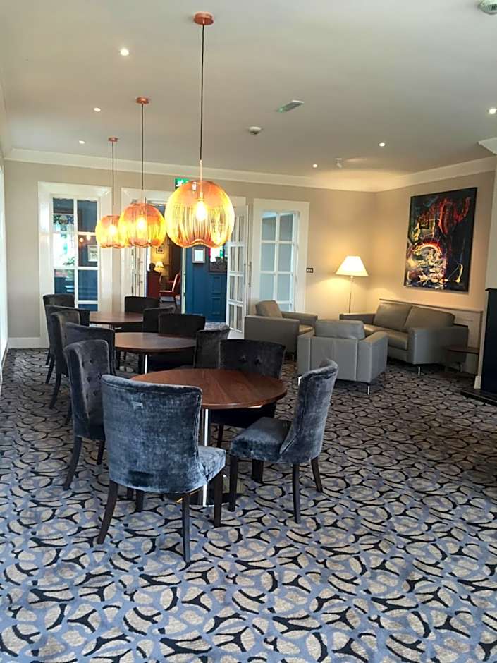 Park Inn by Radisson Shannon Airport