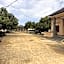 Sumbawa Maluk Homestay Kost tika