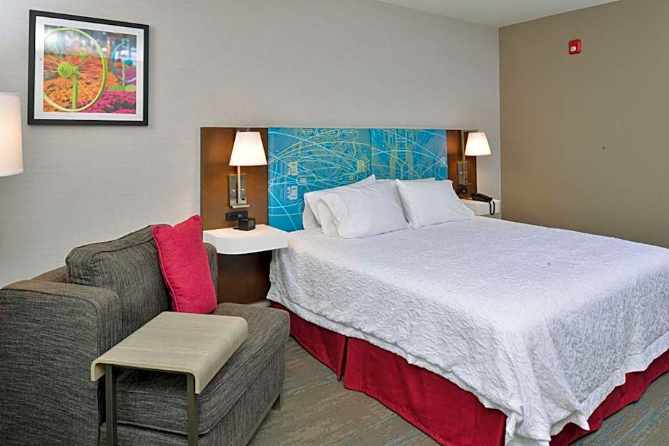 Hampton Inn By Hilton & Suites Adrian, MI