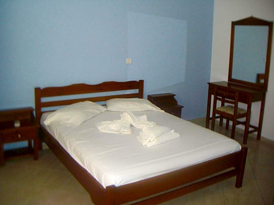 Studios by Climbing House