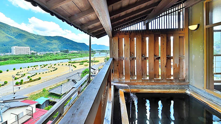 Tokura Kamiyamada Onsen Tamanoyu