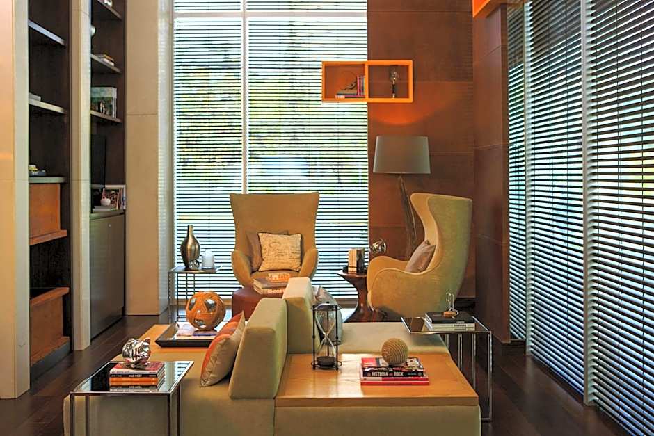 Renaissance Santiago Hotel