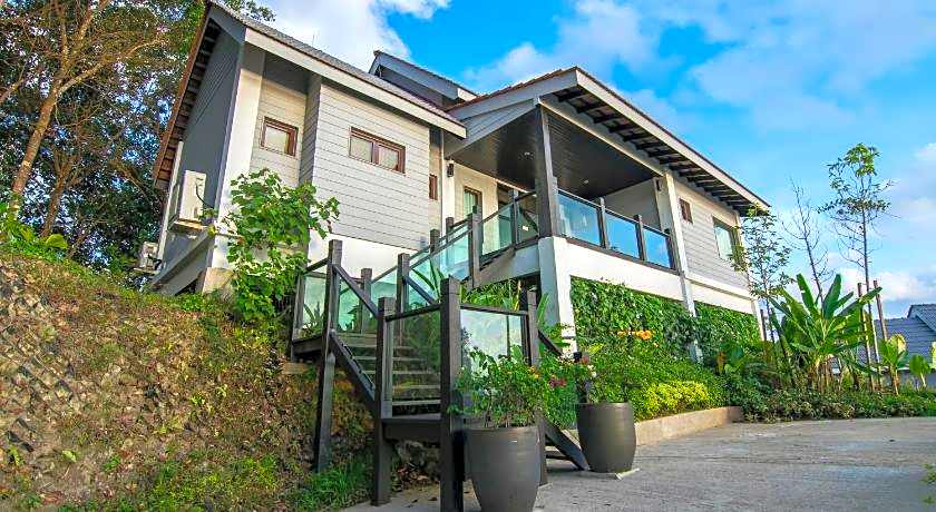 Royale Chulan Cherating Villa