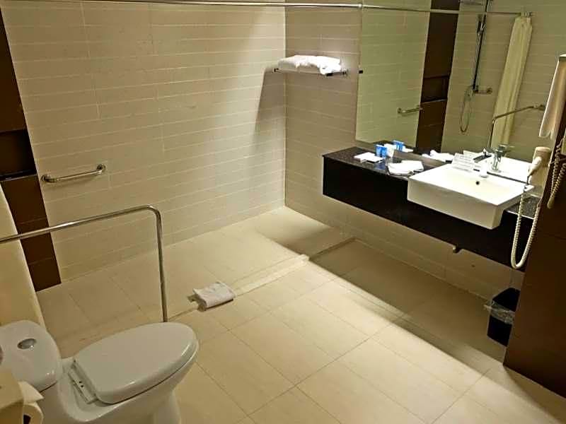 Summit Circle Cebu - Quarantine Hotel