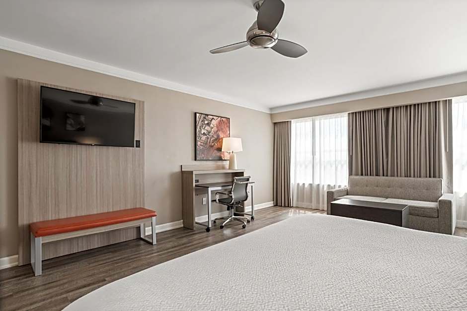 Holiday Inn Baton Rouge College Drive I-10 By IHG