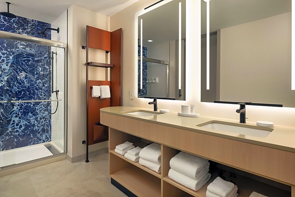 Cascade Hotel, Kansas City, a Tribute Portfolio Hotel