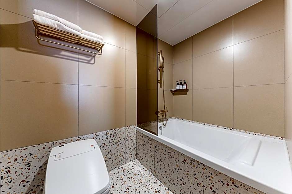 Brown Dot Hotel Cheonan Buldang