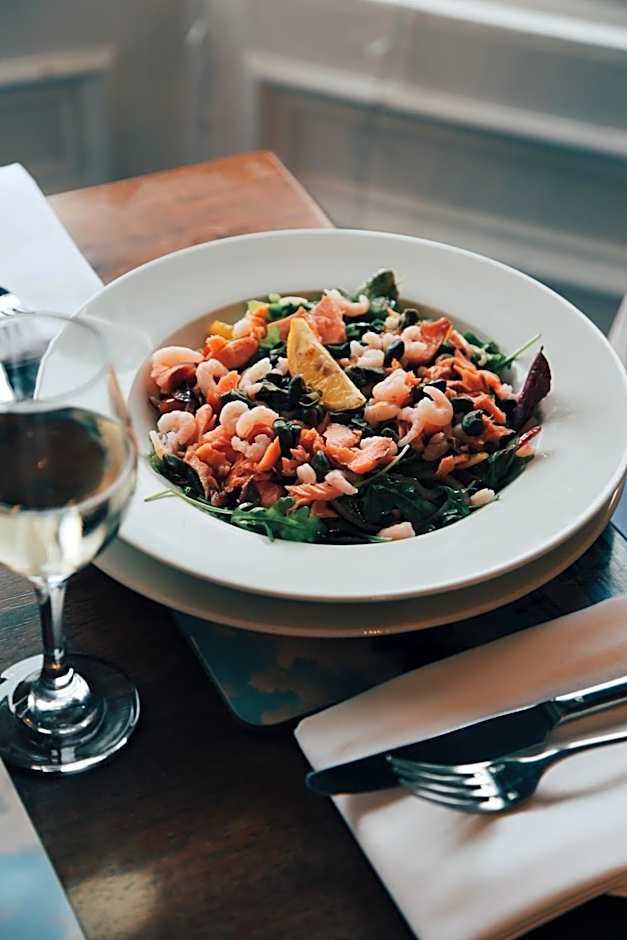 Royal Mackintosh Hotel