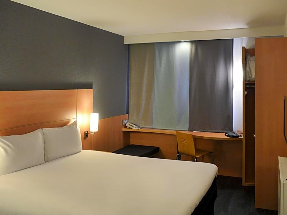 Ibis Reading Hotel