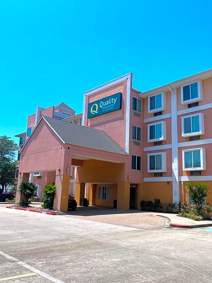 Quality Inn and Suites Westchase