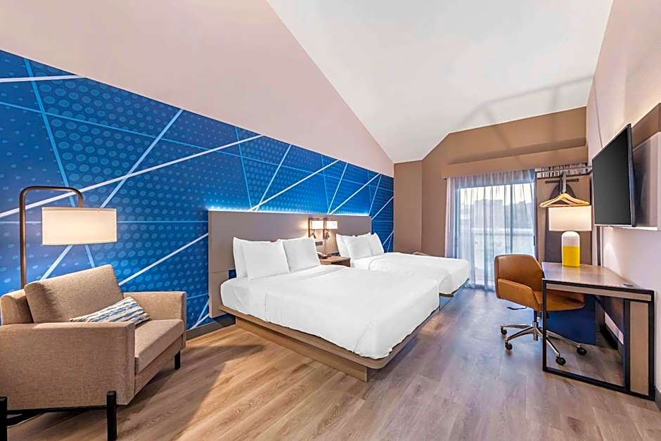 Comfort Inn & Suites Irvine Spectrum