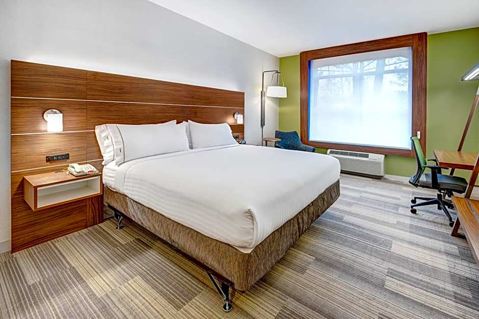 Holiday Inn Express Woodbridge By IHG