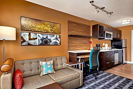 King Studio with Sofa Bed