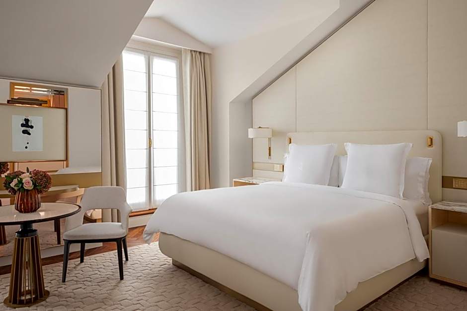 Photo 1 of 3 of Studio 1 King Bed Suite