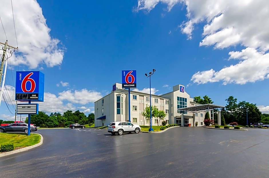 Motel 6-Bristol, VA