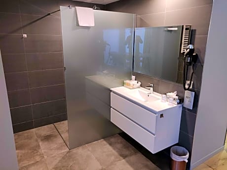 Single Standard