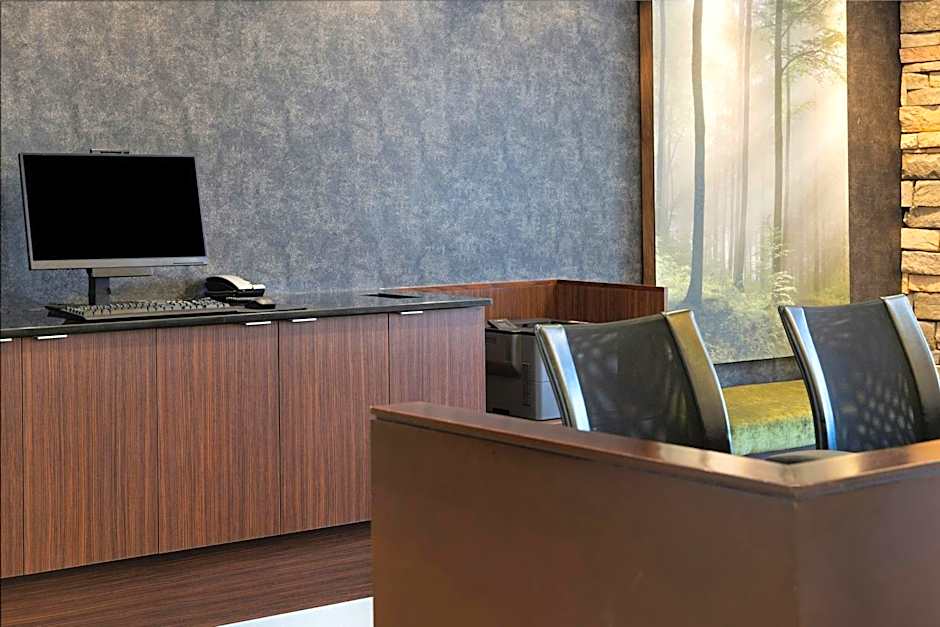 Fairfield Inn & Suites by Marriott Springfield Northampton/Amherst