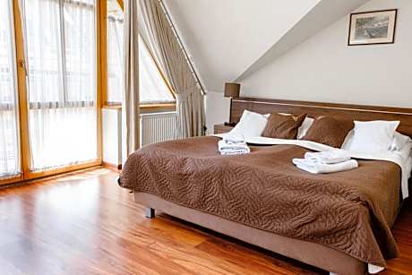 One-Bedroom Standard Apartment