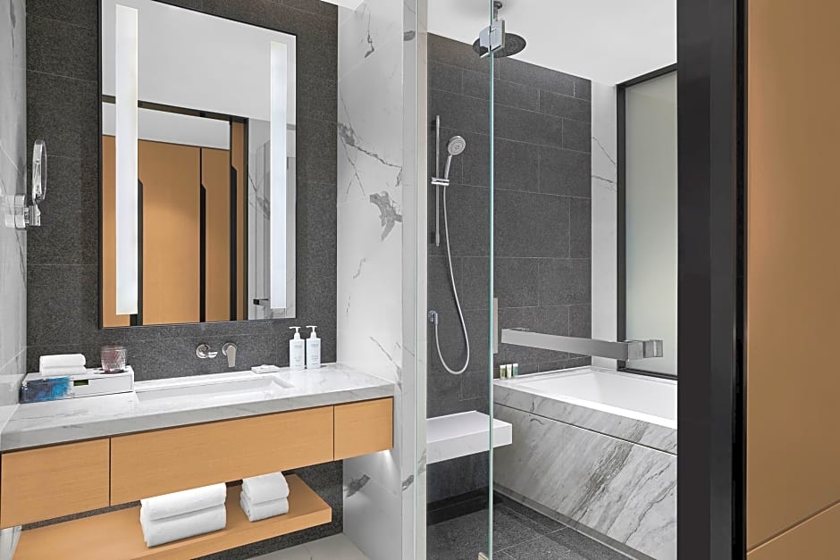 Courtyard by Marriott Xiamen