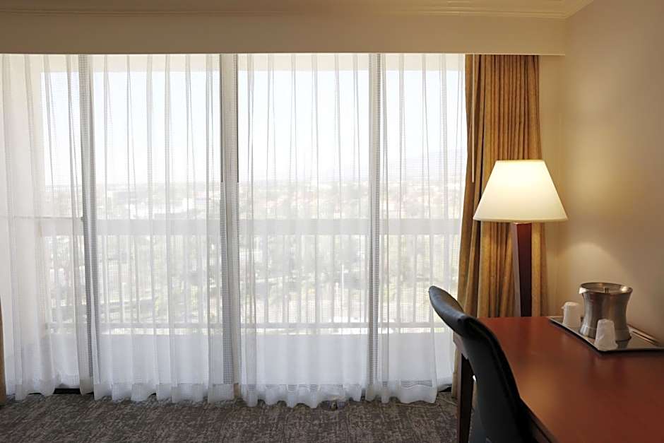 Ontario Airport Hotel & Conference Center