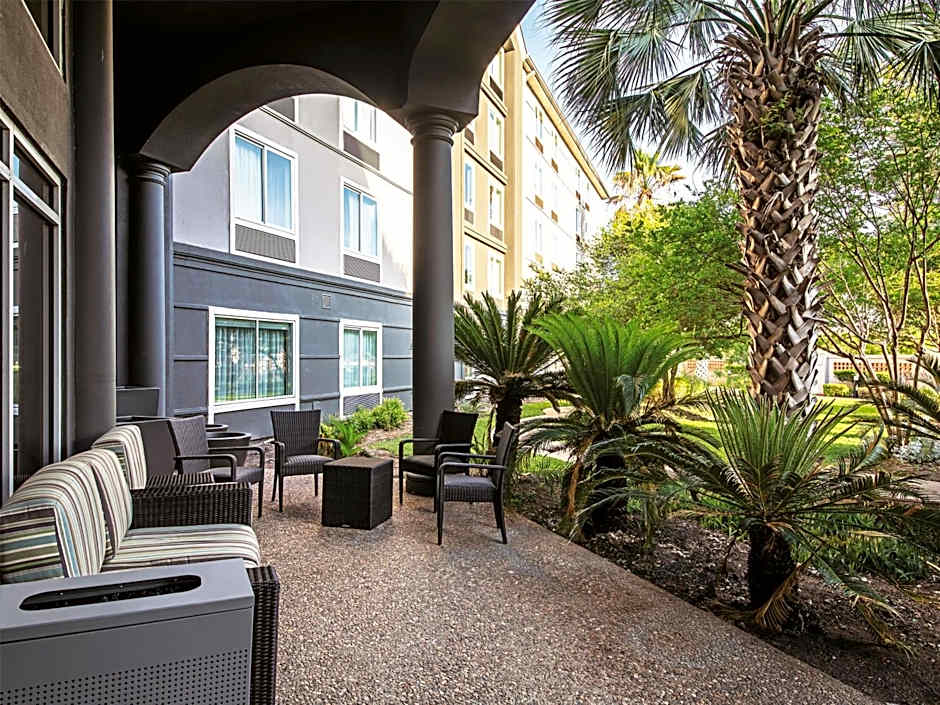 La Quinta Inn & Suites by Wyndham Austin Airport